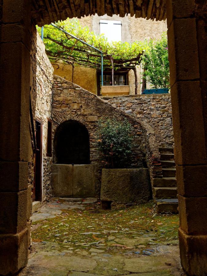 La Maison Du Voyageur Les Ilhes Luaran gambar